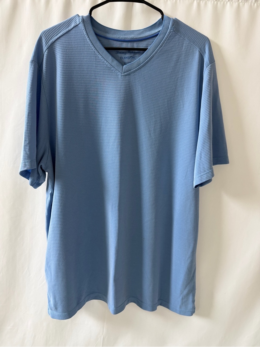 Tommy Bahama IslandZone XL Blue Tencel Coolmax V-Neck Shirt